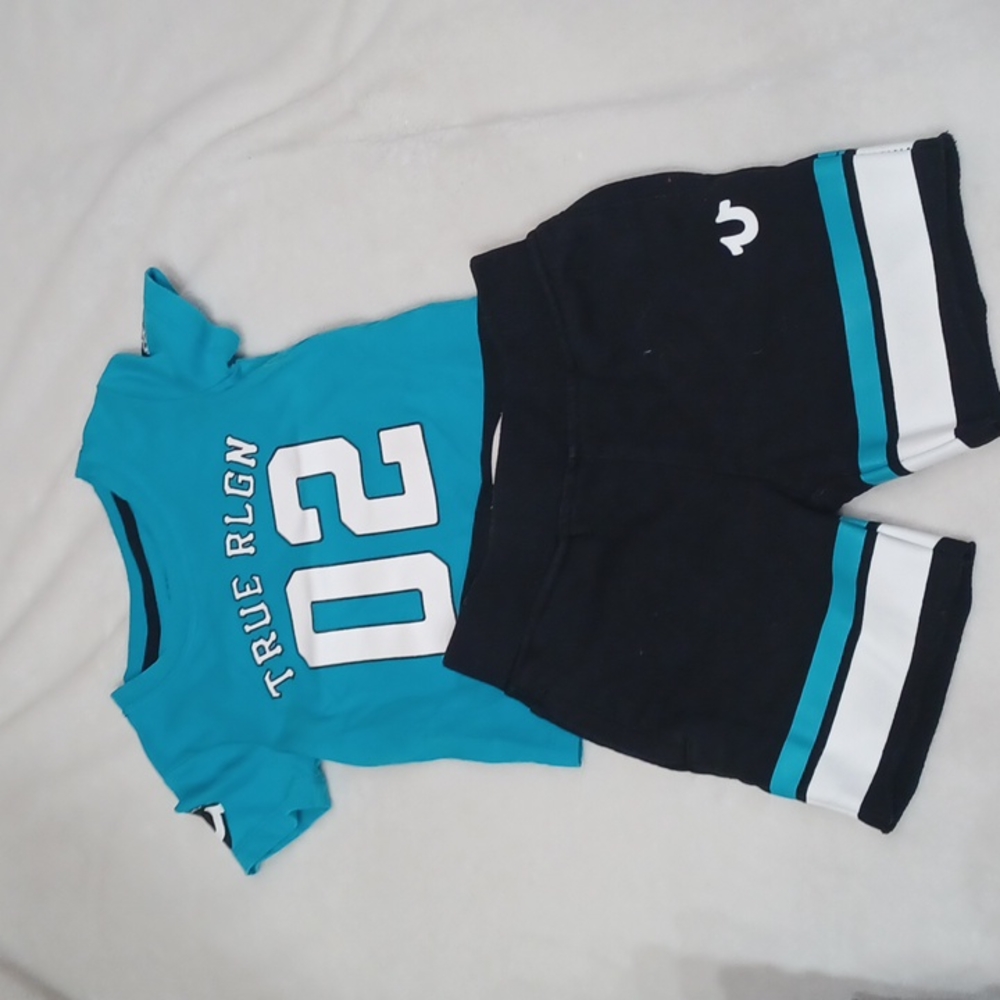 True religion outfit size 18 months